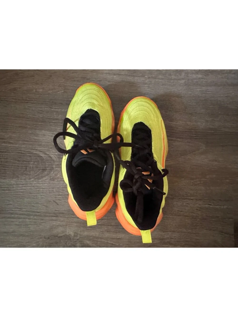 Nike Giannis Immortality 4 basketball shoes size 2Y